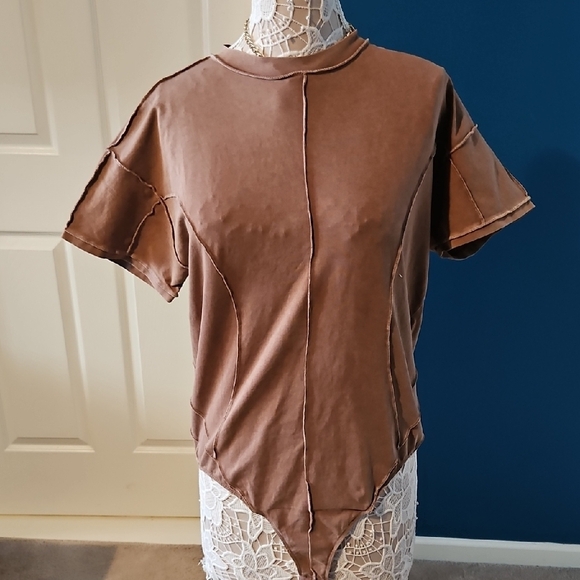 Brown Short Sleeve Bodysuit - Picture 1 of 6